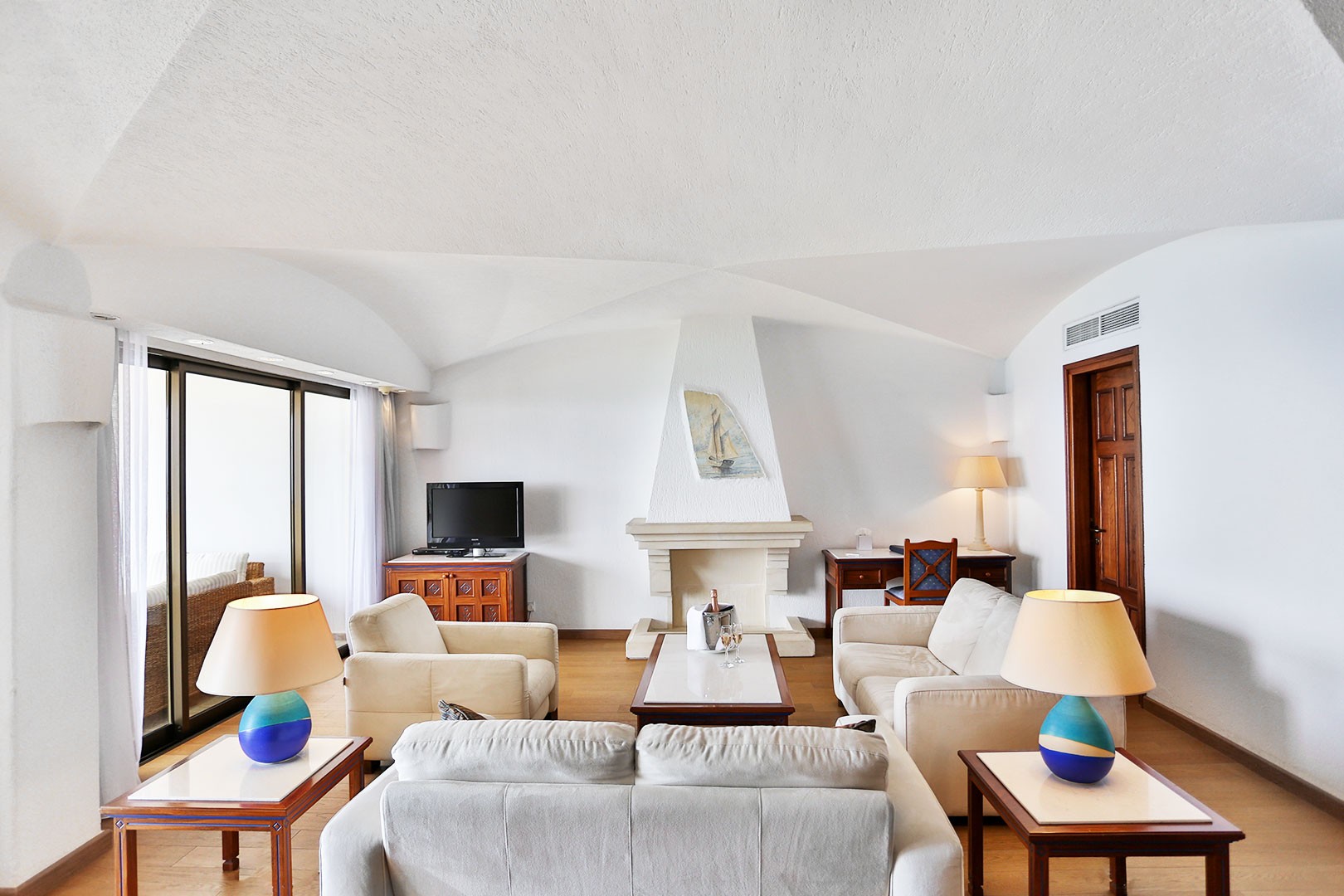 dji-hotel-9813