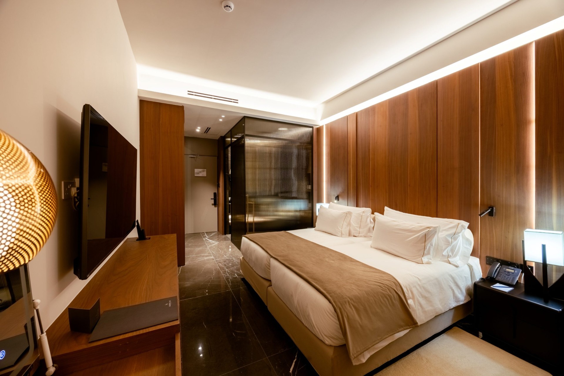 dji-hotel-9813