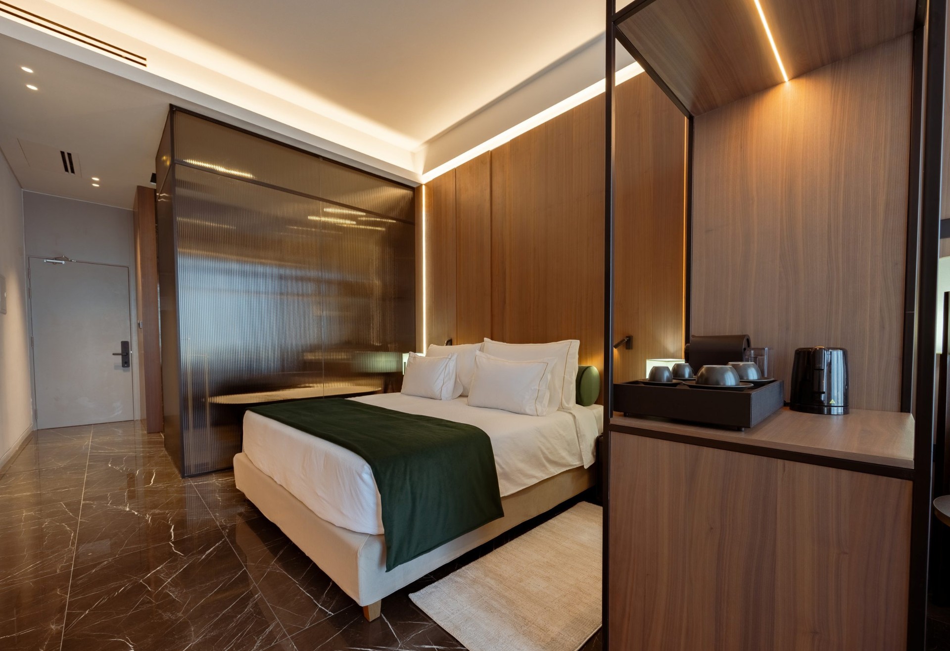 dji-hotel-9813