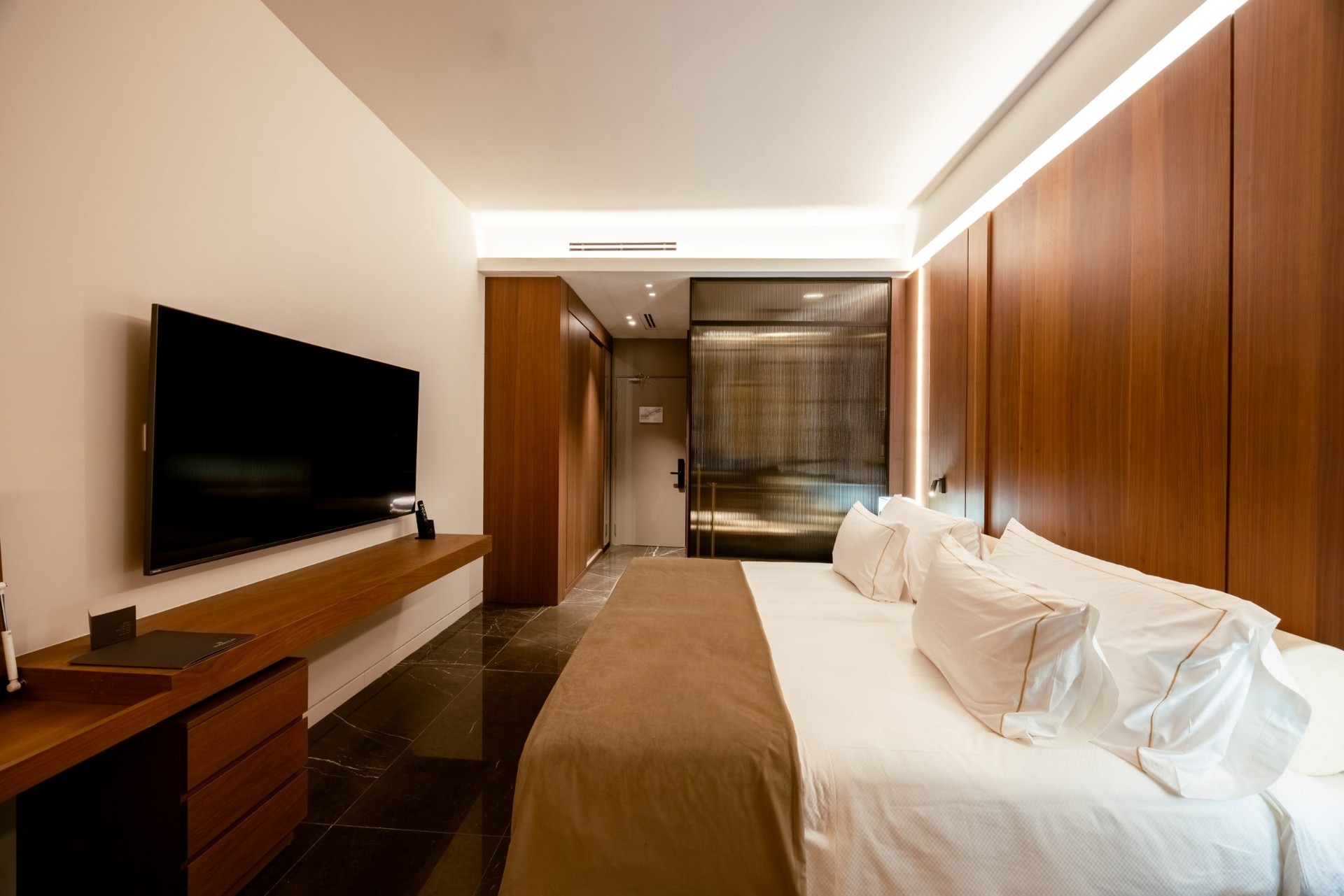 dji-hotel-9813